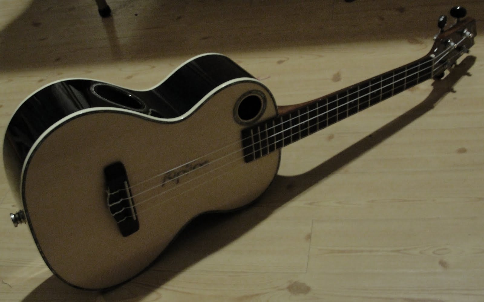 One Ukulele: Love at First Strum: Review of the Boulder Creek 